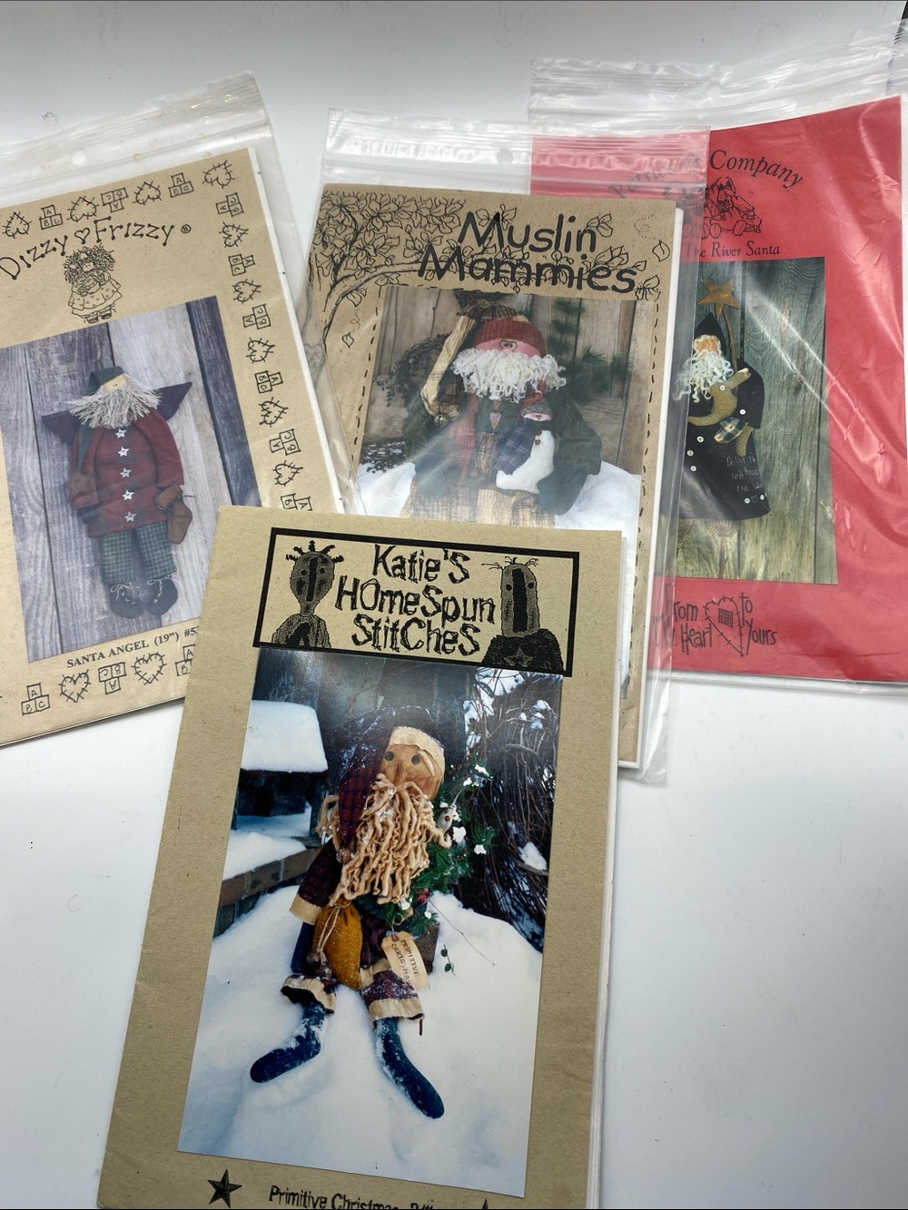 Sewing Patterns Santa (4) NWT